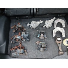Опора двигуна Daihatsu Cuore L276 АКПП 12305-B2130 12306-B2030 12309-B2020