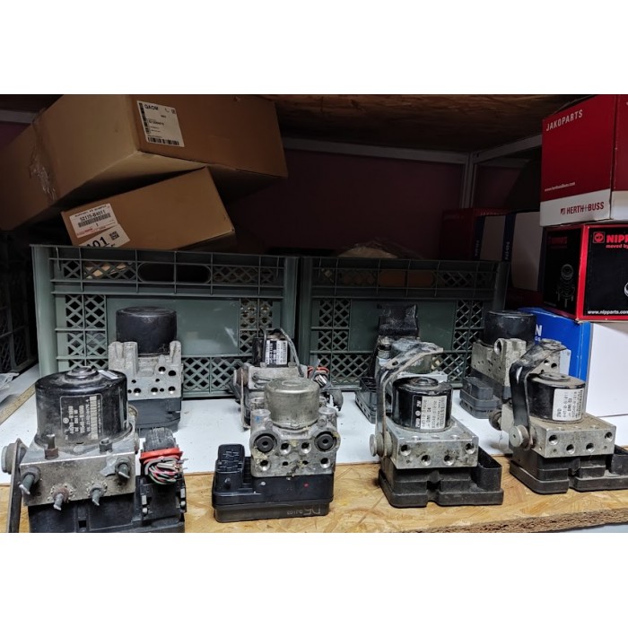 Блок ABS Daihatsu Materia 1.5 44050-B1090 89540-B1090 44510-B1090