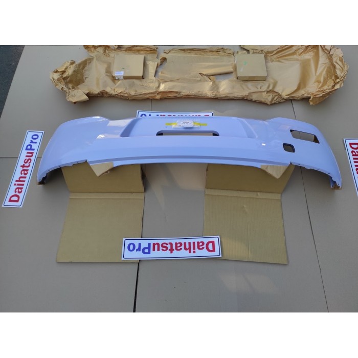 Бампер задний Daihatsu Materia 52159-B1110-A1 цвет W21 (bluish white) 52159B1110A1 Rear bumper Daihatsu Materia 
