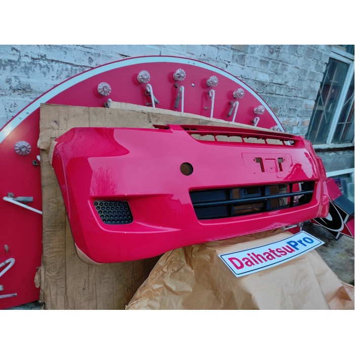 Бампер передний Daihatsu Sirion цвет R 40 (КРАСНЫЙ)	52119-B1100-D0  52119B1100D0 