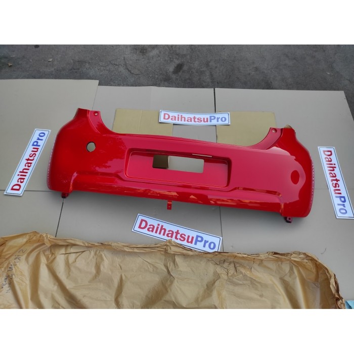 Бампер задний Daihatsu Sirion 52159-B1030-R0 52159B1030R0