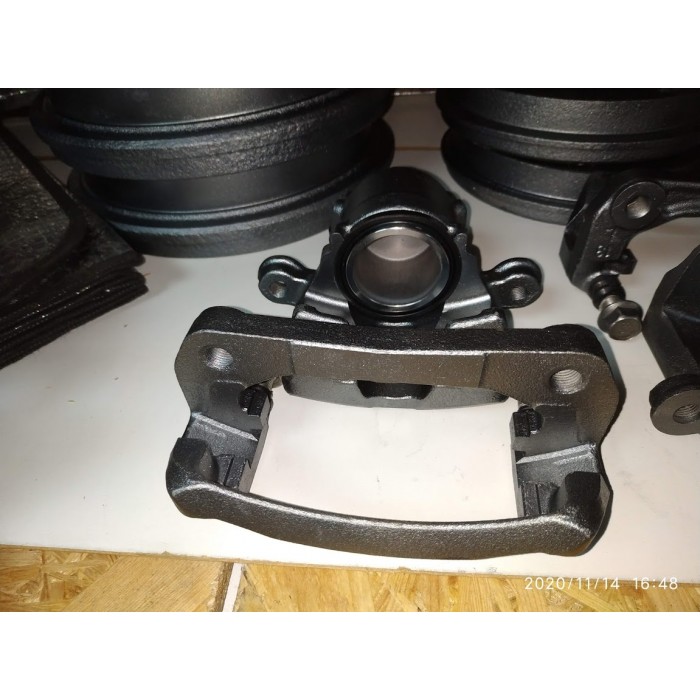 Суппорт Daihatsu Terios Правая сторона 47730-87401 4773087401