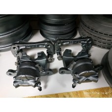 Суппорт Daihatsu Terios Правая сторона 47730-B4010 47730-B4010 Суппорт Daihatsu Terios Правая сторона 47730-B4010 47730-B4010