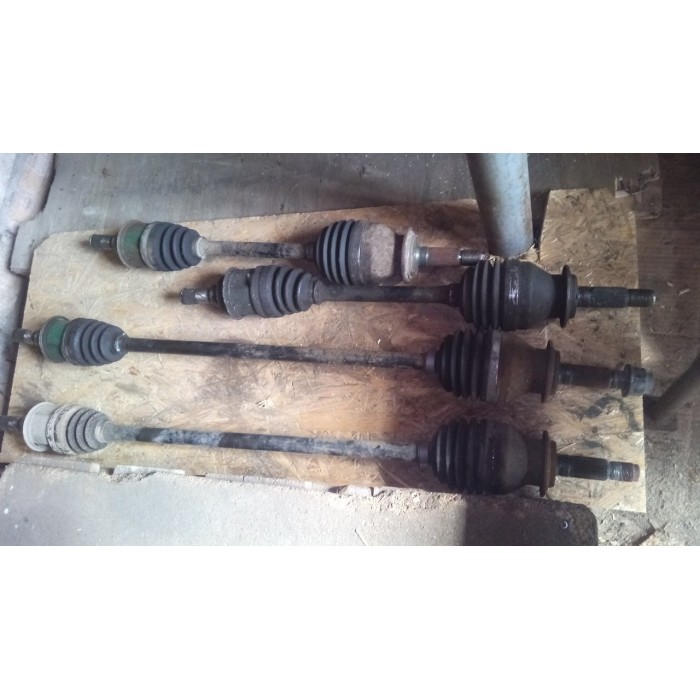 Полуось передняя Daihatsu Terios 43410-B4010 43420-B4010