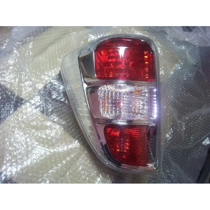 Фонарь задний Daihatsu Terios 81560-B4070 81560B4070 81561-B4070 81561B4070